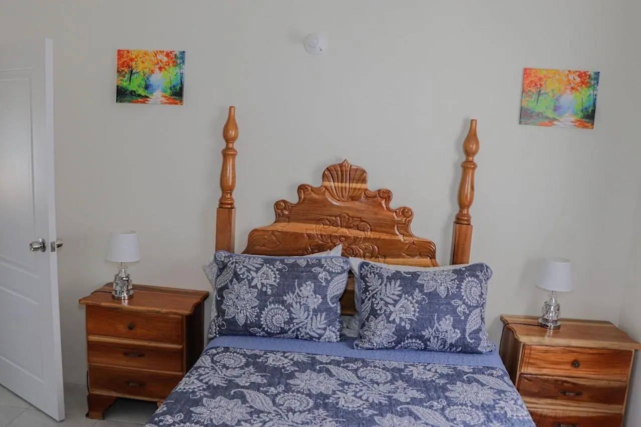 Camelot Paradise ديسكفري باي بيت للعطل